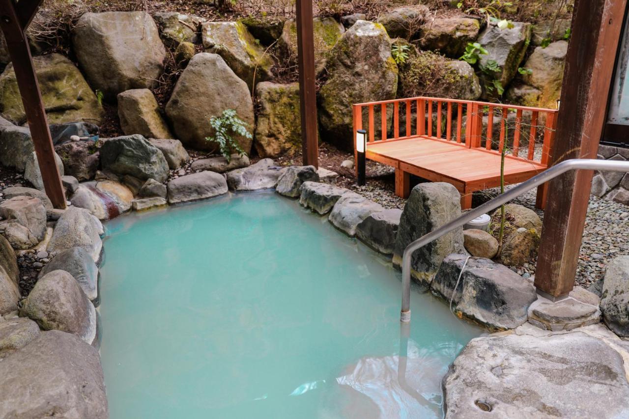 Ajisai Onsen Ryokan - Award Winning Private Open Air Onsen Хаконе Экстерьер фото